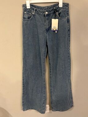 Blue Asphalt Women's Flared Wide-Leg Jeans - Classic Blue Denim